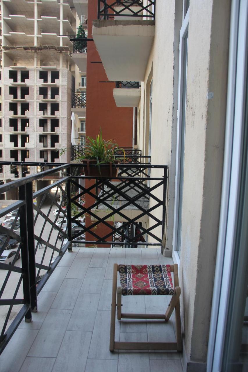 Batumi-Cozy Apartment Exteriör bild